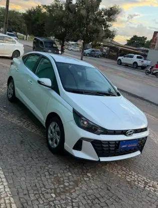 HYUNDAI-HB20S-2024