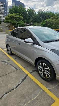 HYUNDAI-HB20S-2020