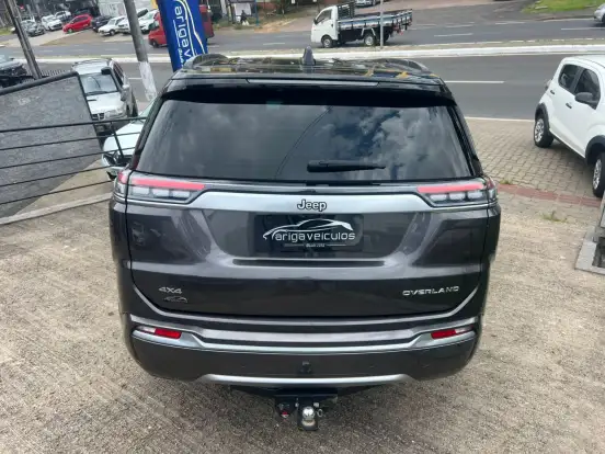 JEEP-COMMANDER-2024