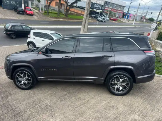 JEEP-COMMANDER-2.0 TD380 TURBO DIESEL OVERLAND AT9 JEEP-COMMANDER-2024