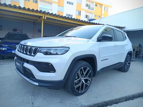 JEEP COMPASS 1.3 T270 TURBO FLEX LONGITUDE AT6 JEEP COMPASS 1.3 T270 TURBO FLEX LONGITUDE AT6
