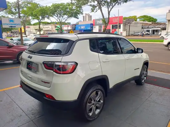 JEEP-COMPASS-2017