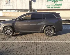 JEEP COMMANDER 1.3 T270 TURBO FLEX LIMITED AT6 JEEP COMMANDER 1.3 T270 TURBO FLEX LIMITED AT6