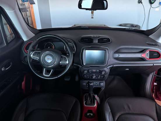 JEEP-RENEGADE-2.0 16V TURBO DIESEL TRAILHAWK 4P 4X4 AUTOMÁTICO JEEP-RENEGADE-2018