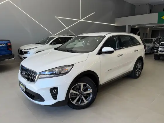 KIA SORENTO 2.4 16V GASOLINA EX 7L AUTOMÁTICO KIA SORENTO 2.4 16V GASOLINA EX 7L AUTOMÁTICO