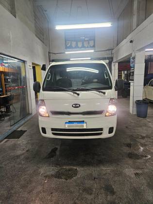 KIA BONGO 2.5 K-2500 4X2 CS TURBO DIESEL 2P MANUAL