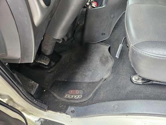 KIA-BONGO-2.5 K-2500 4X2 CS TURBO DIESEL 2P MANUAL KIA-BONGO-2015