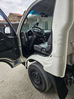 KIA-BONGO-2015