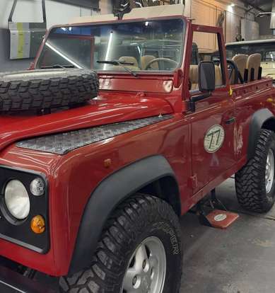 LAND ROVER-DEFENDER-1997