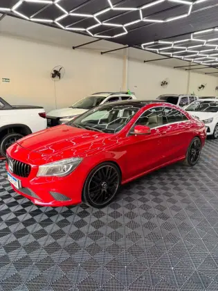 MERCEDES-BENZ CLA 200 1.6 FIRST EDITION TURBO GASOLINA 4P AUTOMATIZADO MERCEDES-BENZ CLA 200 1.6 FIRST EDITION TURBO GASOLINA 4P AUTOMATIZADO