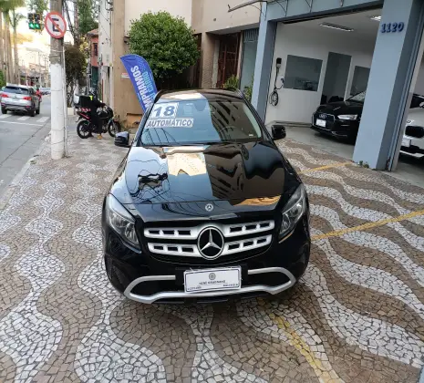 MERCEDES-BENZ GLA 200 1.6 CGI FLEX STYLE 7G-DCT MERCEDES-BENZ GLA 200 1.6 CGI FLEX STYLE 7G-DCT