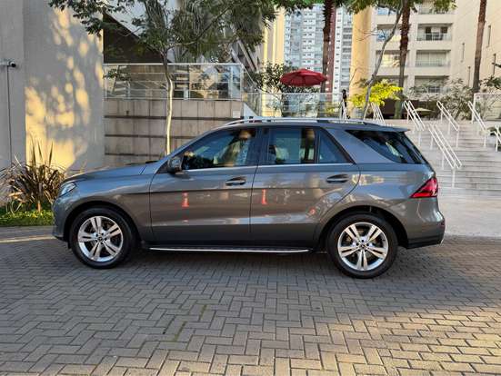 MERCEDES-BENZ-GLE 350-2017