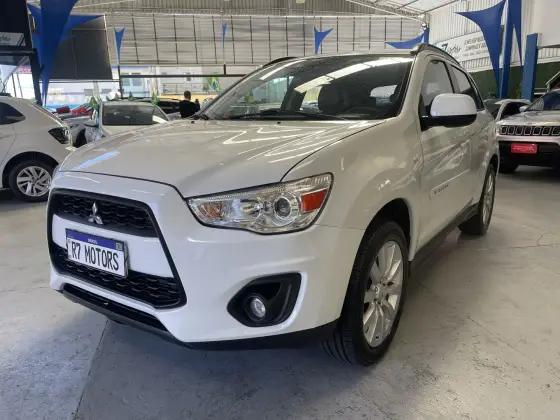 MITSUBISHI ASX 2.0 4X2 16V GASOLINA 4P AUTOMÁTICO MITSUBISHI ASX 2.0 4X2 16V GASOLINA 4P AUTOMÁTICO