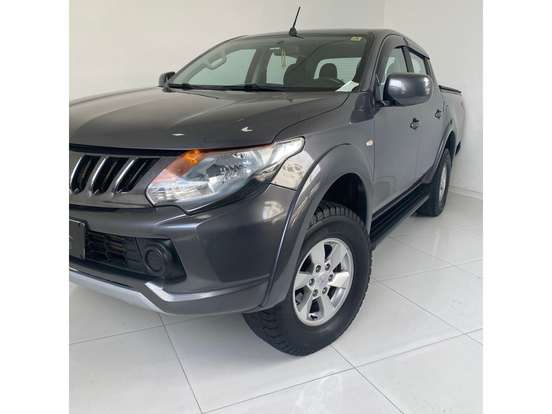 MITSUBISHI-L200 TRITON-2.4 16V TURBO DIESEL SPORT GLS CD 4P 4X4 AUTOMÁTICO MITSUBISHI-L200 TRITON-2019