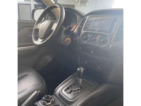 MITSUBISHI-L200 TRITON-2019
