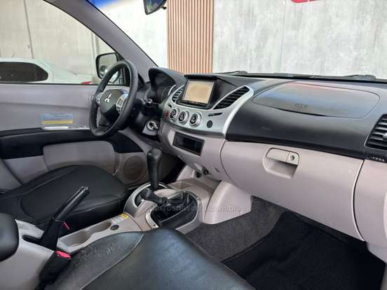 MITSUBISHI-L200 TRITON-2011