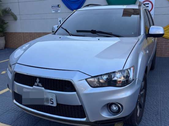 MITSUBISHI-OUTLANDER-3.0 4X4 V6 24V GASOLINA 4P AUTOMÁTICO MITSUBISHI-OUTLANDER-2011
