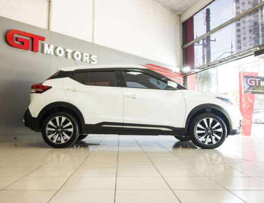 NISSAN-KICKS-2019