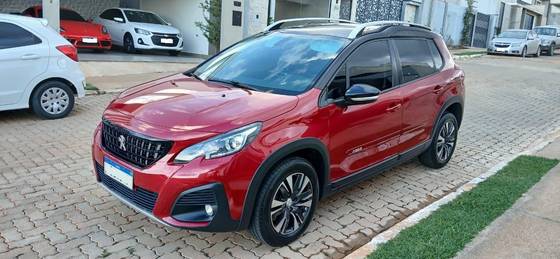 PEUGEOT 2008 1.6 16V THP FLEX GRIFFE 4P AUTOMÁTICO