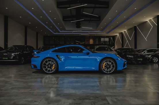 PORSCHE-911-2023