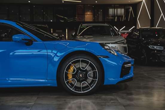 PORSCHE-911-2023
