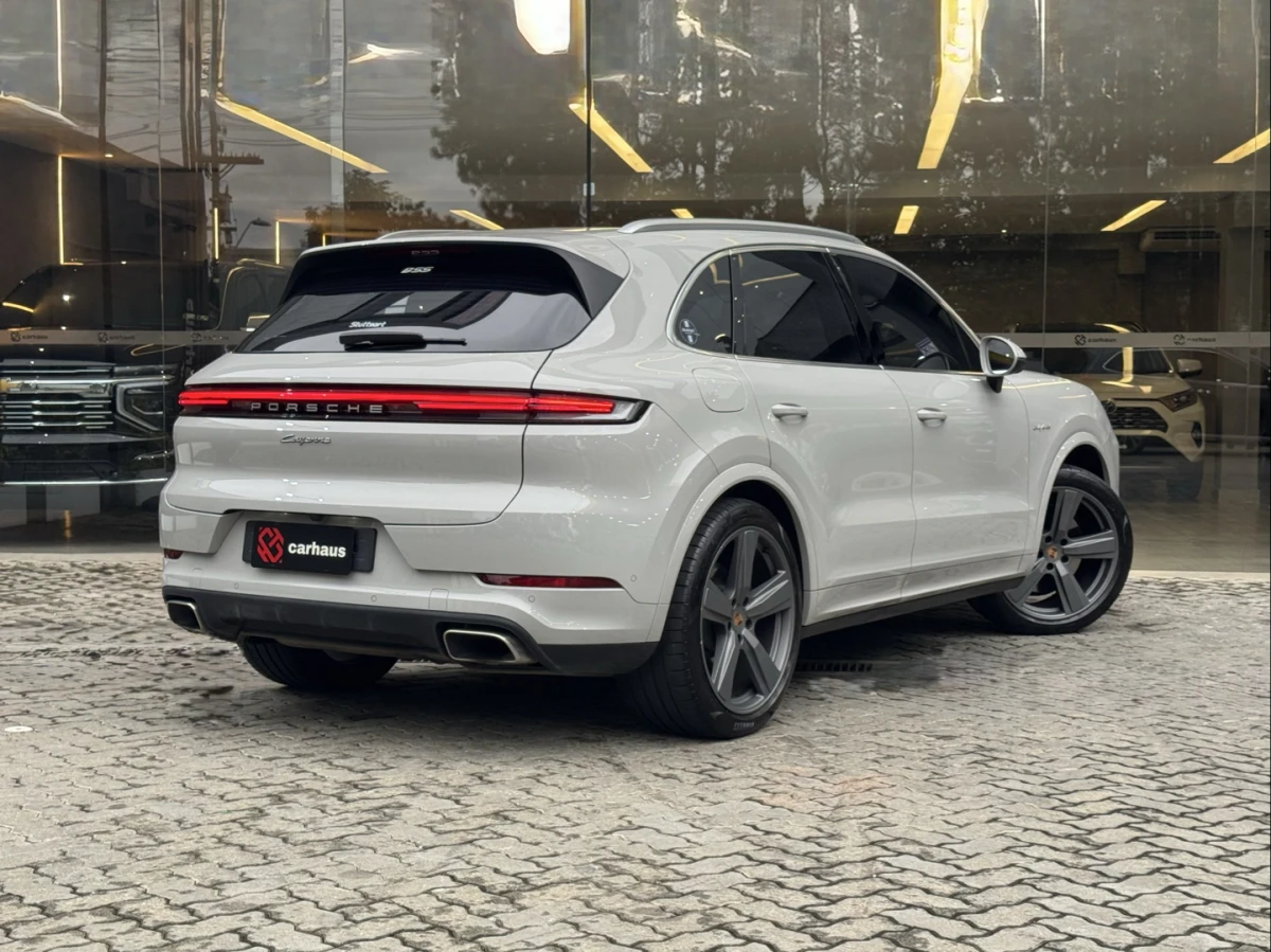 Porsche Cayenne — foto 5