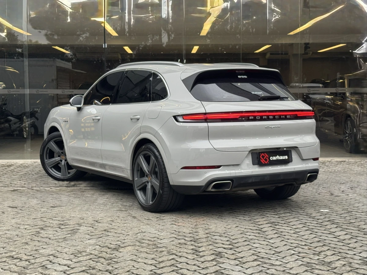 Porsche Cayenne — foto 7