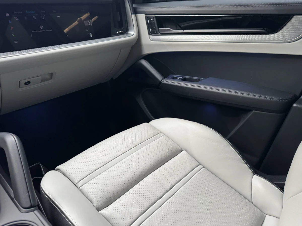 Porsche Cayenne — foto 14