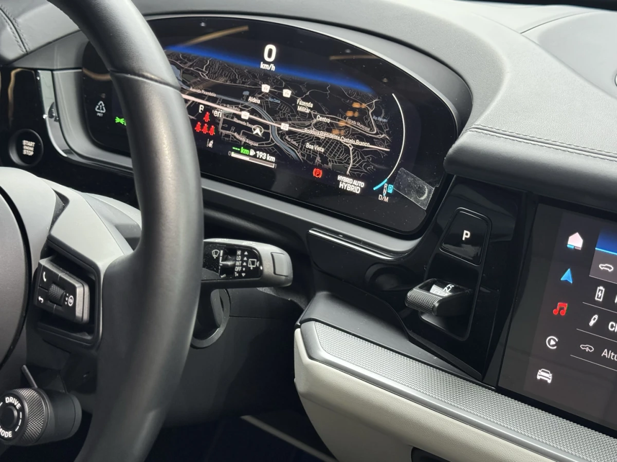 Porsche Cayenne — foto 17