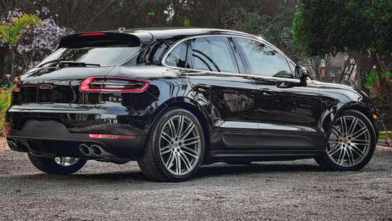 PORSCHE-MACAN-2014