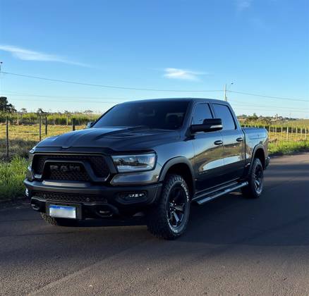 RAM 1500 5.7 V8 GASOLINA REBEL CD 4X4 AUTOMÁTICO