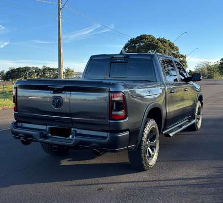 RAM-1500-5.7 V8 GASOLINA REBEL CD 4X4 AUTOMÁTICO RAM-1500-2022
