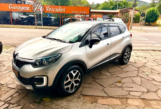 RENAULT CAPTUR 1.6 16V SCE FLEX INTENSE X-TRONIC RENAULT CAPTUR 1.6 16V SCE FLEX INTENSE X-TRONIC
