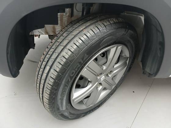 /en/city/cate-car-used-car/renault-kwid-2025-1-0-12v-sce-flex-zen-manual-49292848872358912/-11
