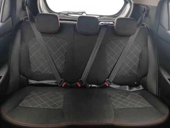 /en/city/cate-car-used-car/renault-kwid-2025-1-0-12v-sce-flex-zen-manual-49292848872358912/-18