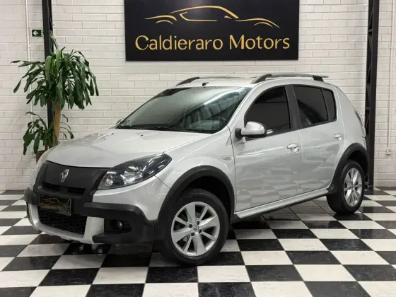 RENAULT SANDERO 1.6 STEPWAY 16V FLEX 4P MANUAL