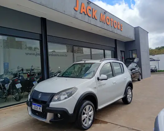 RENAULT SANDERO 1.6 STEPWAY 8V FLEX 4P MANUAL RENAULT SANDERO 1.6 STEPWAY 8V FLEX 4P MANUAL