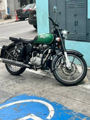 ROYAL ENFIELD CLASSIC 500 