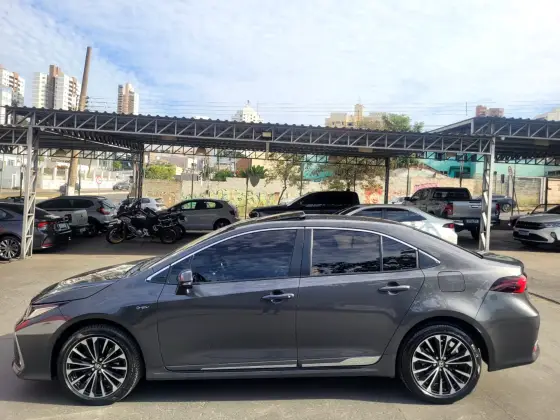TOYOTA COROLLA 1.8 VVT-I HYBRID FLEX ALTIS PREMIUM CVT TOYOTA COROLLA 1.8 VVT-I HYBRID FLEX ALTIS PREMIUM CVT