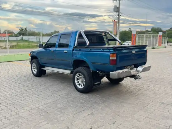 TOYOTA-HILUX-2.4 4X2 CD 8V DIESEL 4P MANUAL TOYOTA-HILUX-1998