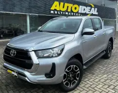 TOYOTA HILUX 2.8 D-4D TURBO DIESEL CD SRV 4X4 AUTOMÁTICO TOYOTA HILUX 2.8 D-4D TURBO DIESEL CD SRV 4X4 AUTOMÁTICO