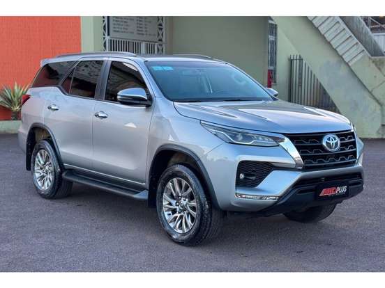 TOYOTA-HILUX SW4-2021