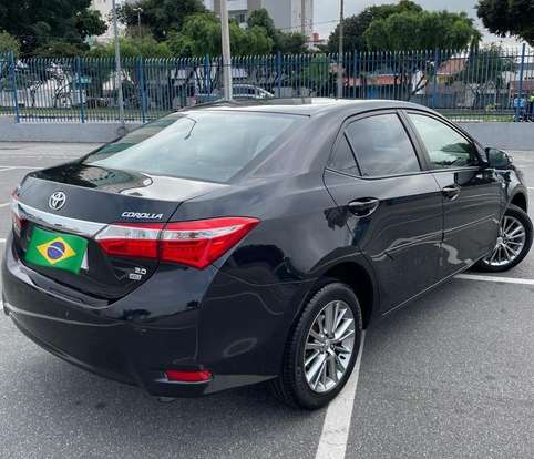 TOYOTA-COROLLA-2015