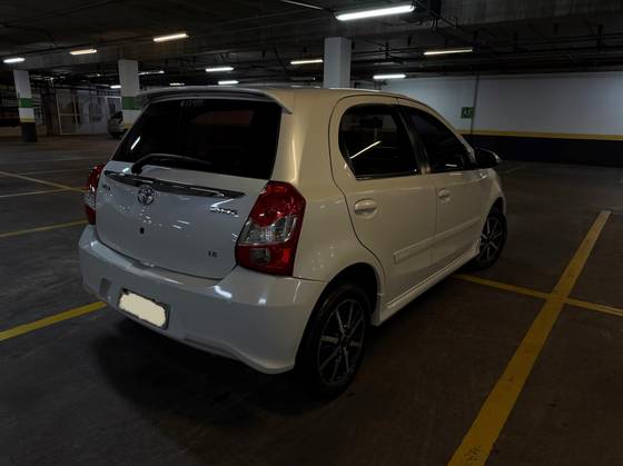 TOYOTA ETIOS 1.5 XLS 16V FLEX 4P AUTOMÁTICO