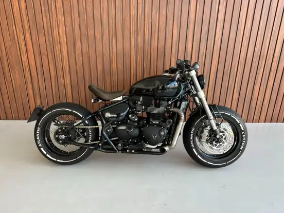 TRIUMPH-BONNEVILLE BOBBER 1200 TRIUMPH-BONNEVILLE BOBBER 1200-2022