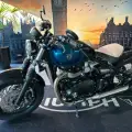 TRIUMPH BONNEVILLE BOBBER 1200 TRIUMPH BONNEVILLE BOBBER 1200