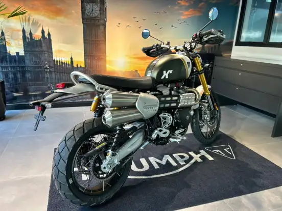 TRIUMPH-BONNEVILLE SCRAMBLER 1200 XE-2025
