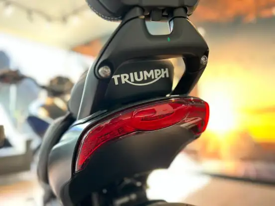 TRIUMPH-ROCKET III GT-2025
