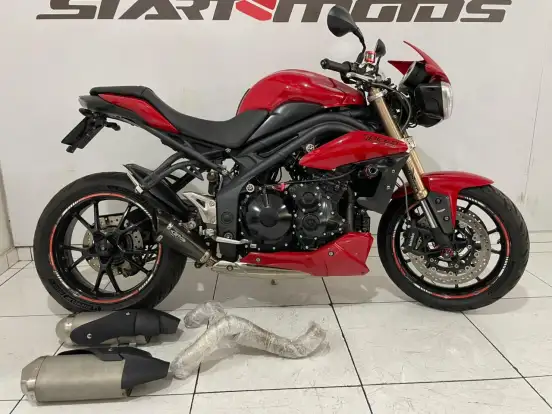 TRIUMPH-SPEED TRIPLE ABS TRIUMPH-SPEED TRIPLE ABS-2015