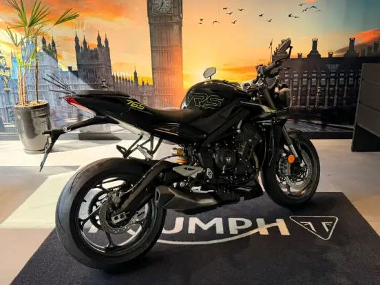 TRIUMPH-STREET TRIPLE RS ABS TRIUMPH-STREET TRIPLE RS ABS-2025